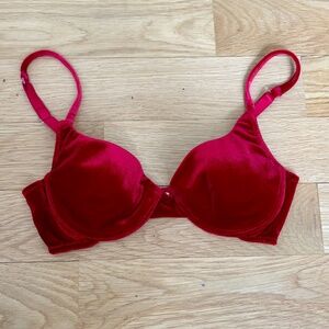 Victoria's Secret Luxurious Velvet Red Bra